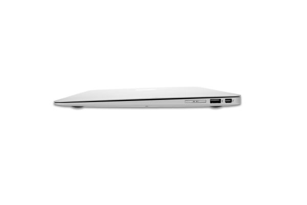 Apple iBook Air 2011 - In working order, with built in replaceable Nifty Drive