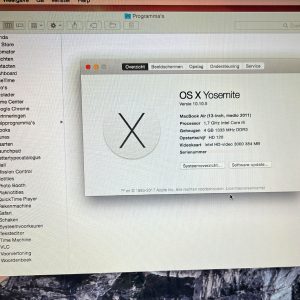 Apple iBook Air 2011 - In working order, with built in replaceable Nifty Drive - Image 4