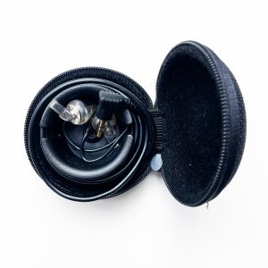 Shure in ear high end quality headphone - Image 26