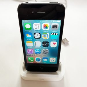 Apple iPhone 4S - Image 8